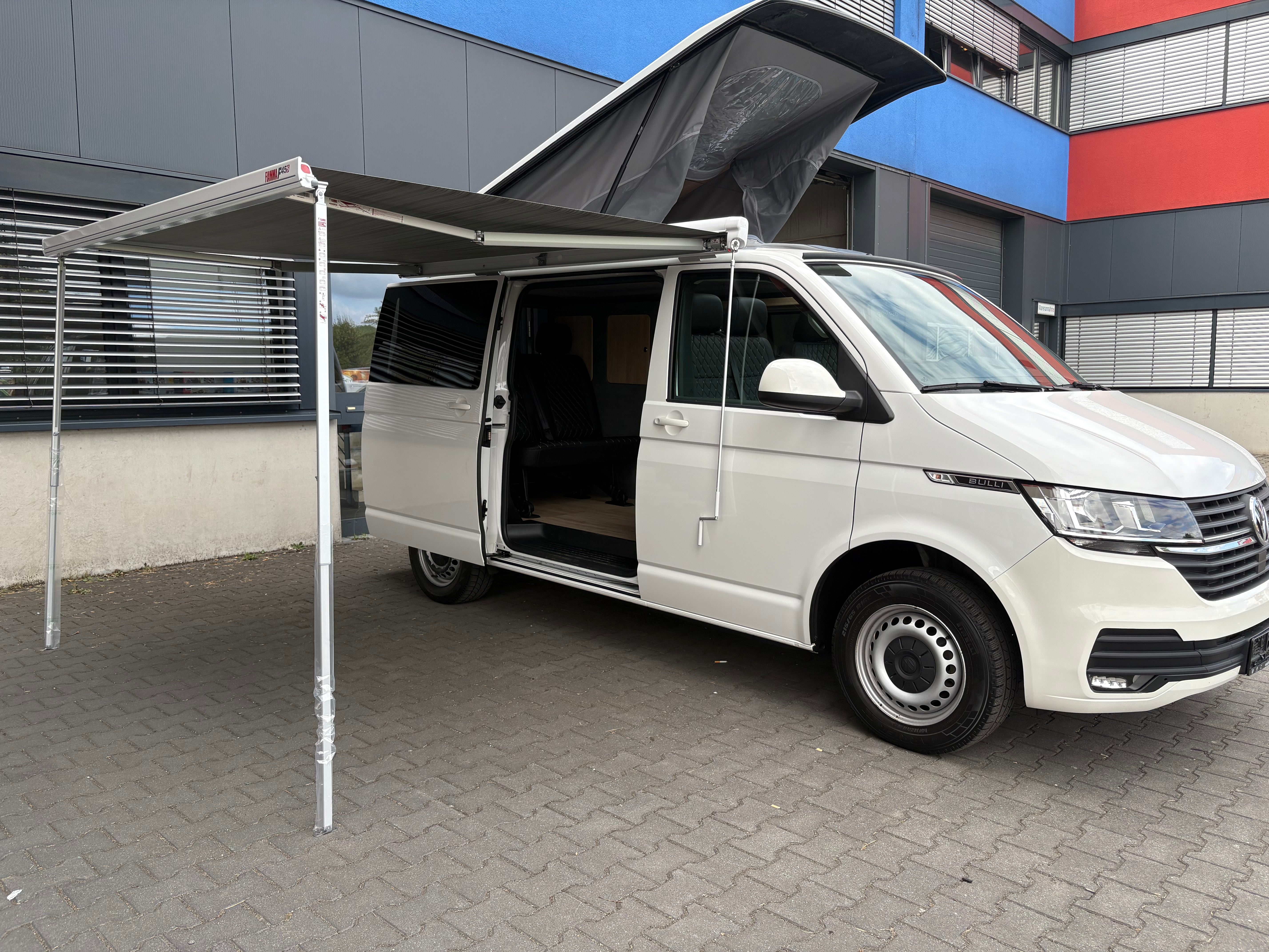 Volkswagen T6.1 Camper 2.0 TDI 150PS unfallfrei| mit Markise | Wohnmobil mit Hubdach Schlafdach, PDC, Navi, Rückfahrkamera | Campervan Umbau 5 Sitzer