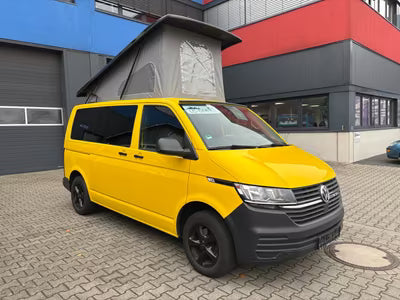 Volkswagen T6.1 Camper 2.0 TDI 150PS 6-Gang unfallfrei | Wohnmobil mit Hubdach Schlafdach, PDC, Anhängerkupplung, Rückfahrkamera | Campervan Umbau 4 Sitzer VW
