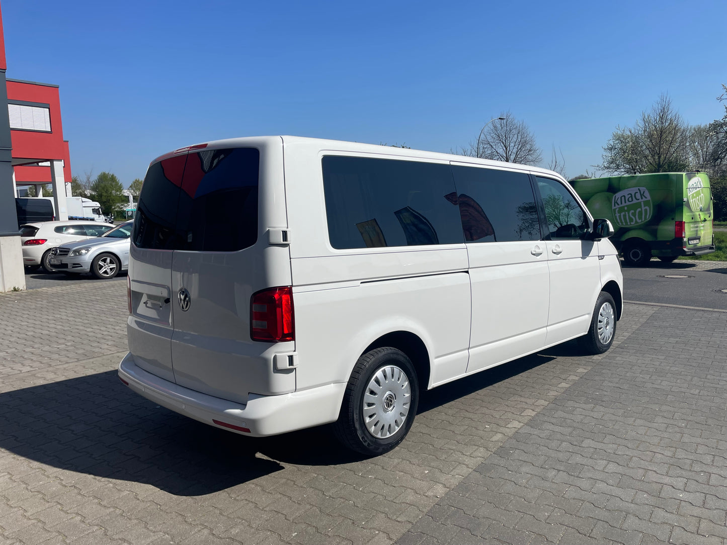 Volkswagen T6 Camper mit Toilette 2.0 TDI 150PS unfallfrei | Wohnmobil, PDC, Navi, Rückfahrkamera | Campervan Umbau 4 Sitzer