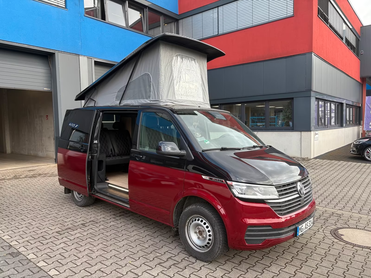 Volkswagen T6.1 Camper 2.0 TDI DSG 150PS unfallfrei | Wohnmobil mit Hubdach Schlafdach, PDC, Navi, Rückfahrkamera | Campervan Umbau 5 Sitzer VW
