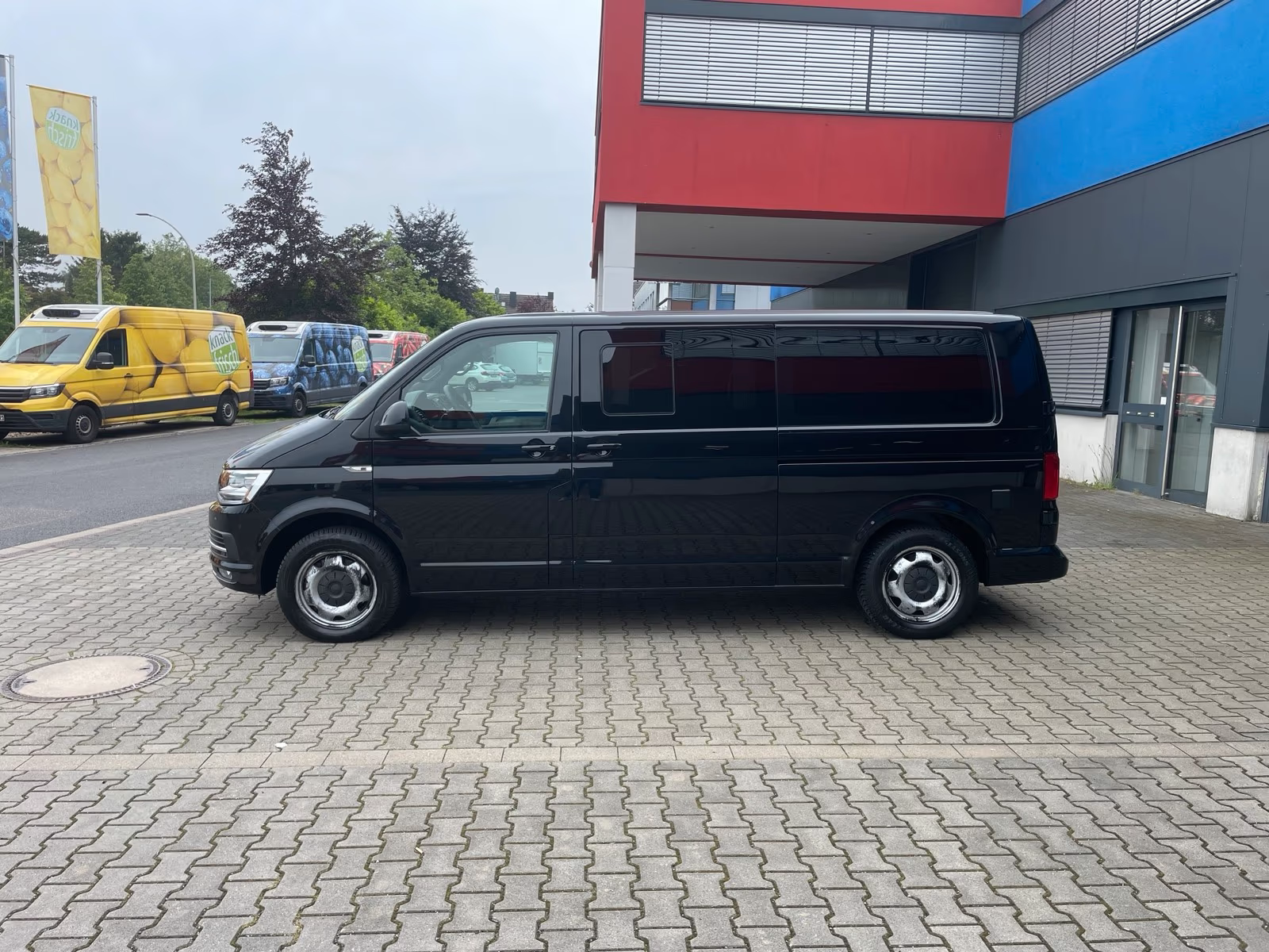 Volkswagen T6 Camper Lang DSG 2.0 TDI 204PS unfallfrei | Wohnmobil mit Original VW Standheizung, PDC, Navi, AHK | Campervan Umbau 5 Sitzer