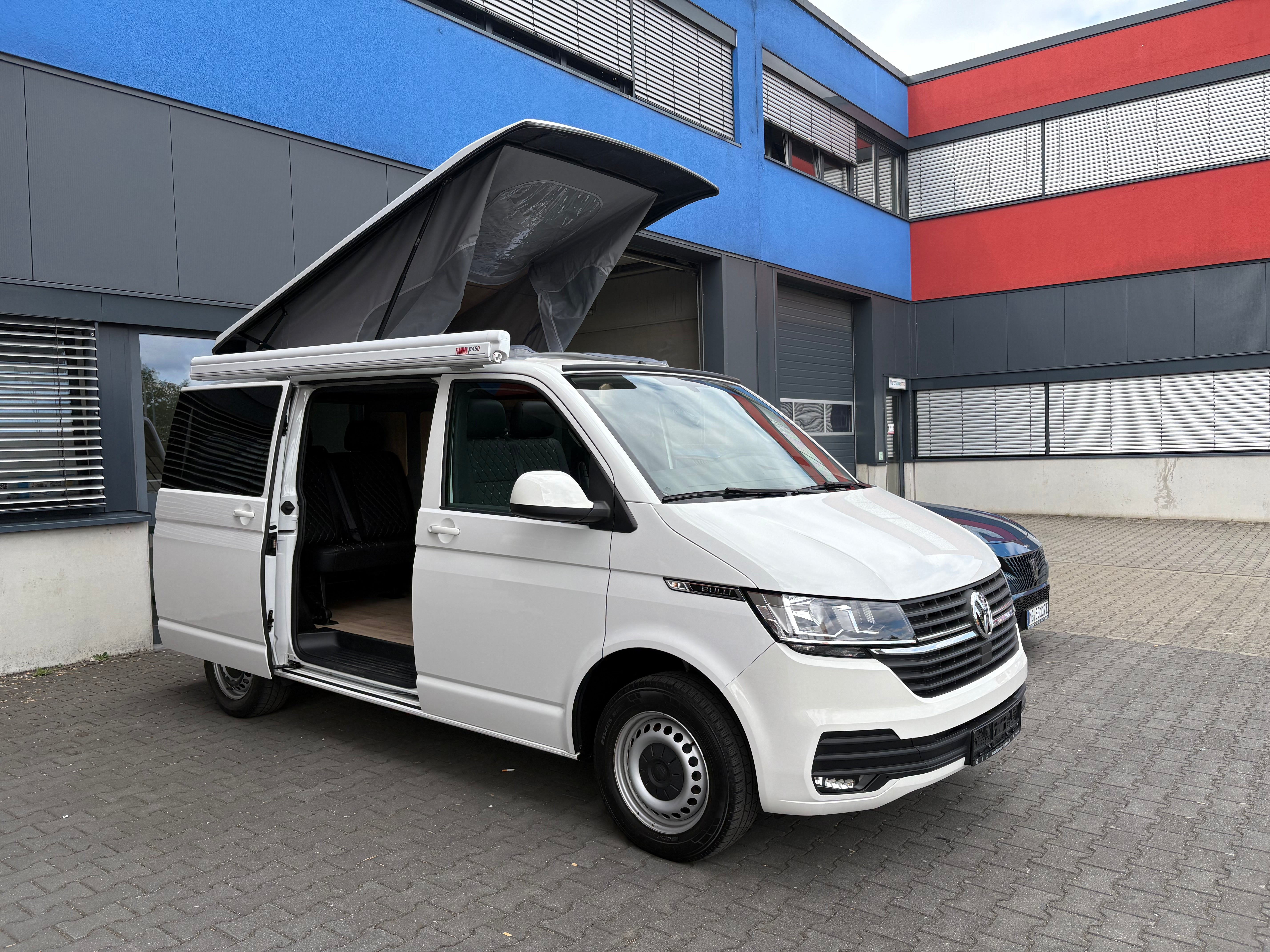Volkswagen T6.1 Camper 2.0 TDI 150PS unfallfrei| mit Markise | Wohnmobil mit Hubdach Schlafdach, PDC, Navi, Rückfahrkamera | Campervan Umbau 5 Sitzer