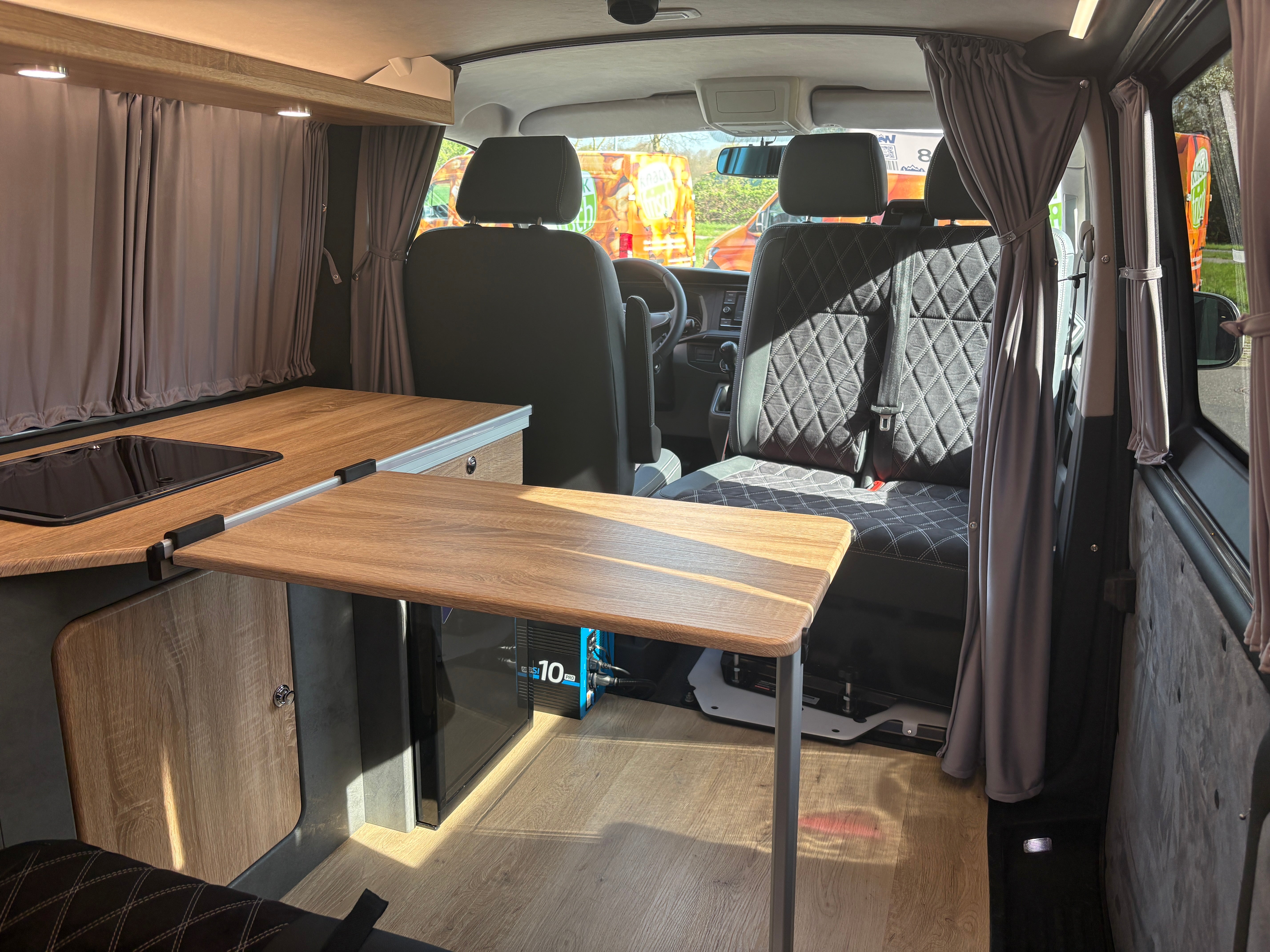 Volkswagen T6.1 Camper 2.0 TDI, 110 PS, Weiß | VW Bulli Wohmobil Campervan | KM-Stand: 143.000 km, EZ: 10.2020, Foto 24 | Weit & Wald Mönchengladbach