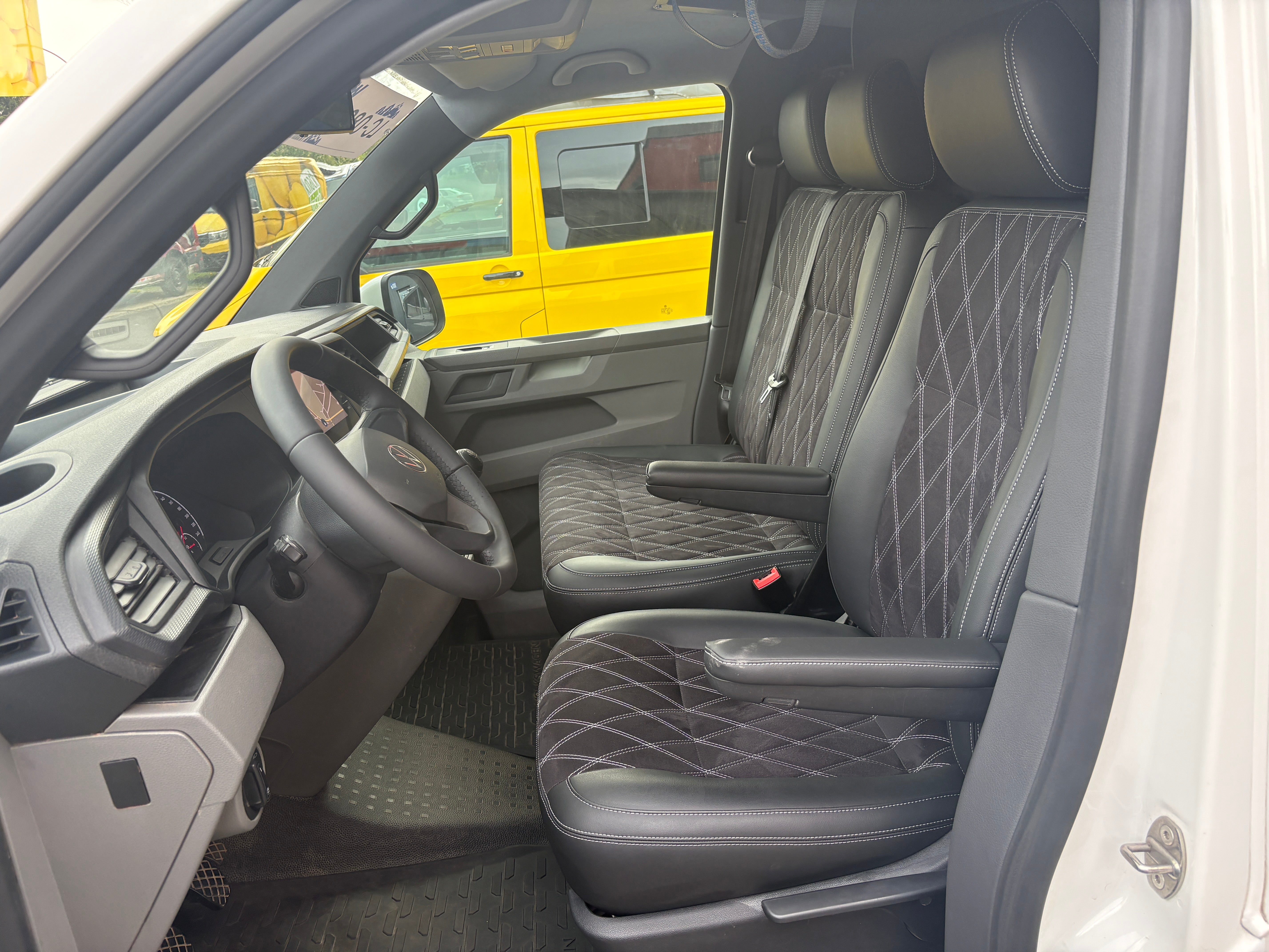 Volkswagen T6.1 Camper mit Schlafdach 2.0 TDI, 110 PS, Weiß | VW Bulli Wohmobil Campervan | KM-Stand: 80.000 km, EZ: 05.2021, Foto 11 | Weit & Wald Mönchengladbach