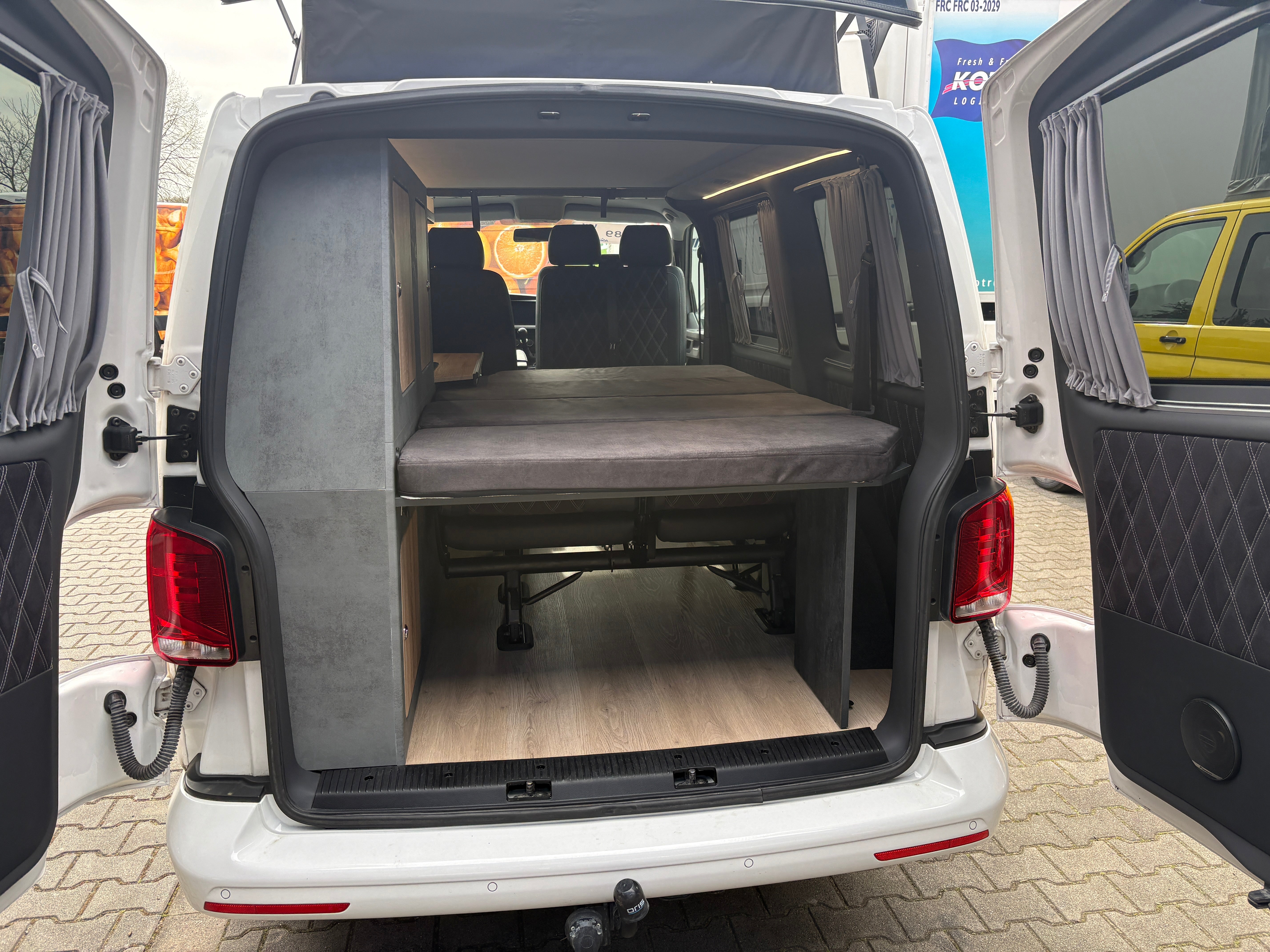 Volkswagen T6.1 Camper mit Schlafdach 2.0 TDI, 110 PS, Weiß | VW Bulli Wohmobil Campervan | KM-Stand: 80.000 km, EZ: 05.2021, Foto 22 | Weit & Wald Mönchengladbach