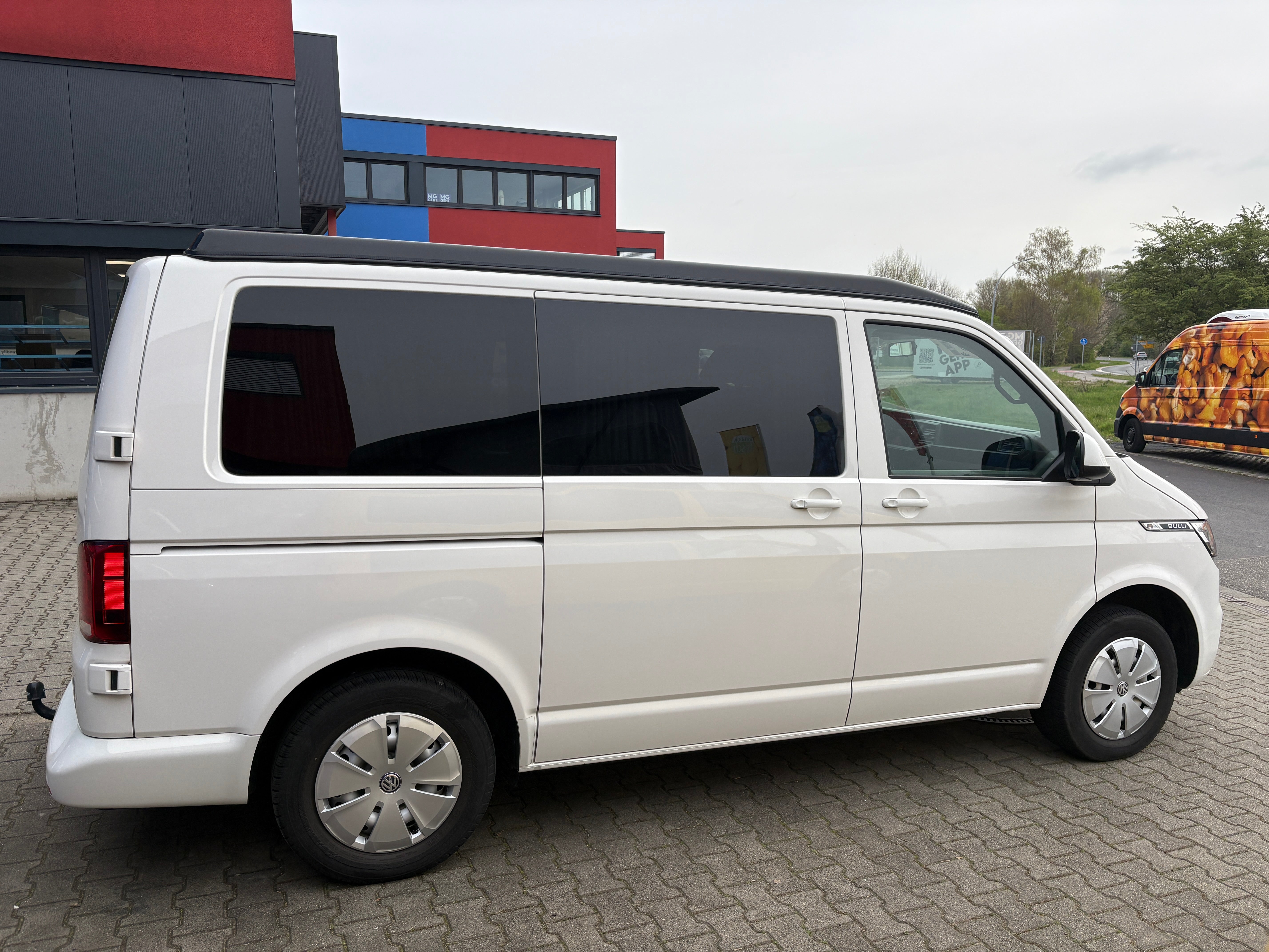 Volkswagen T6.1 Camper mit Schlafdach 2.0 TDI, 110 PS, Weiß | VW Bulli Wohmobil Campervan | KM-Stand: 80.000 km, EZ: 05.2021, Foto 33 | Weit & Wald Mönchengladbach