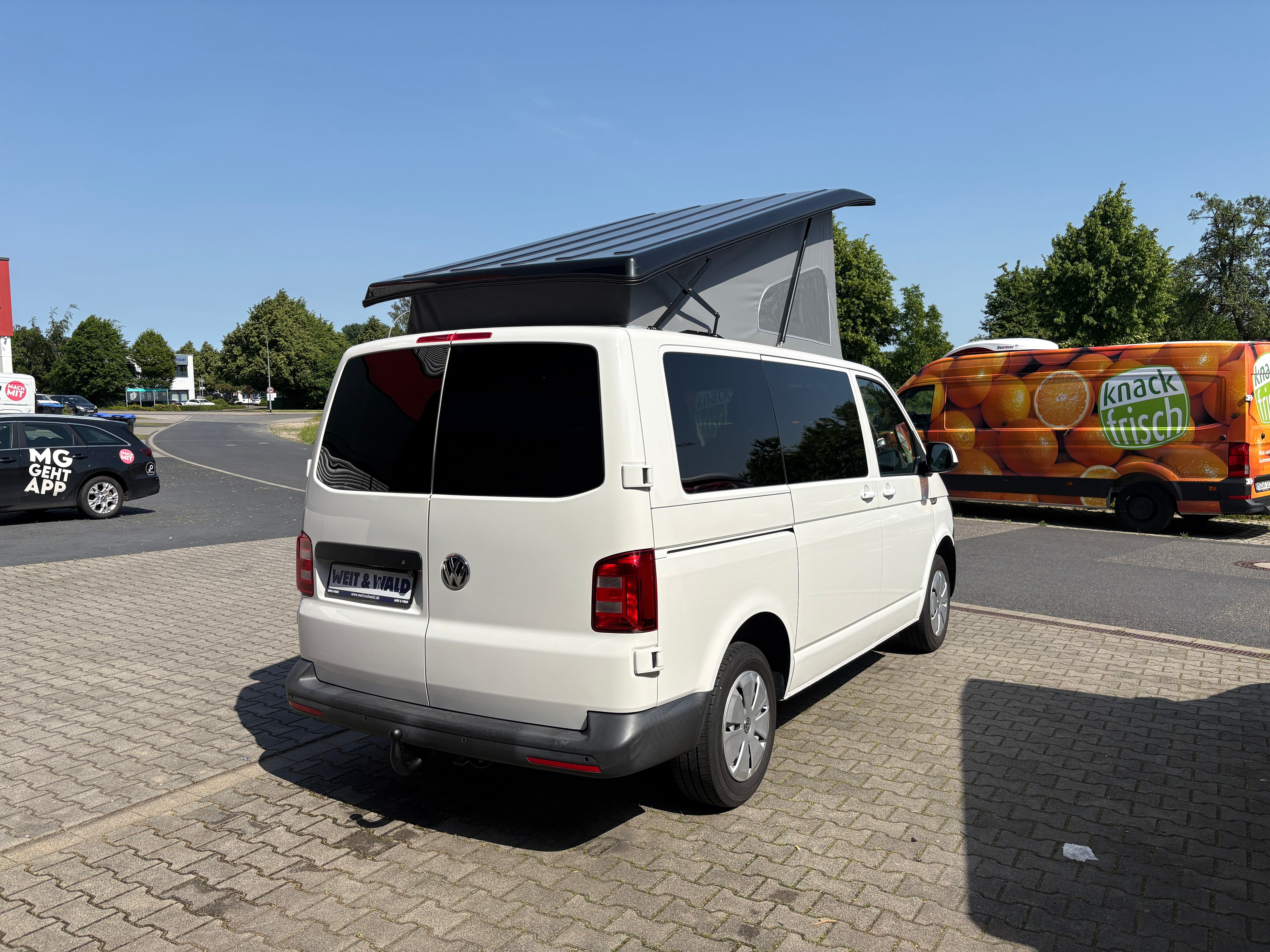 Volkswagen T6 Camper mit Aufstelldach, 2.0 TDI, 114 PS / 84KW | VW Bulli Wohnmobil Campervan Kastenwagen