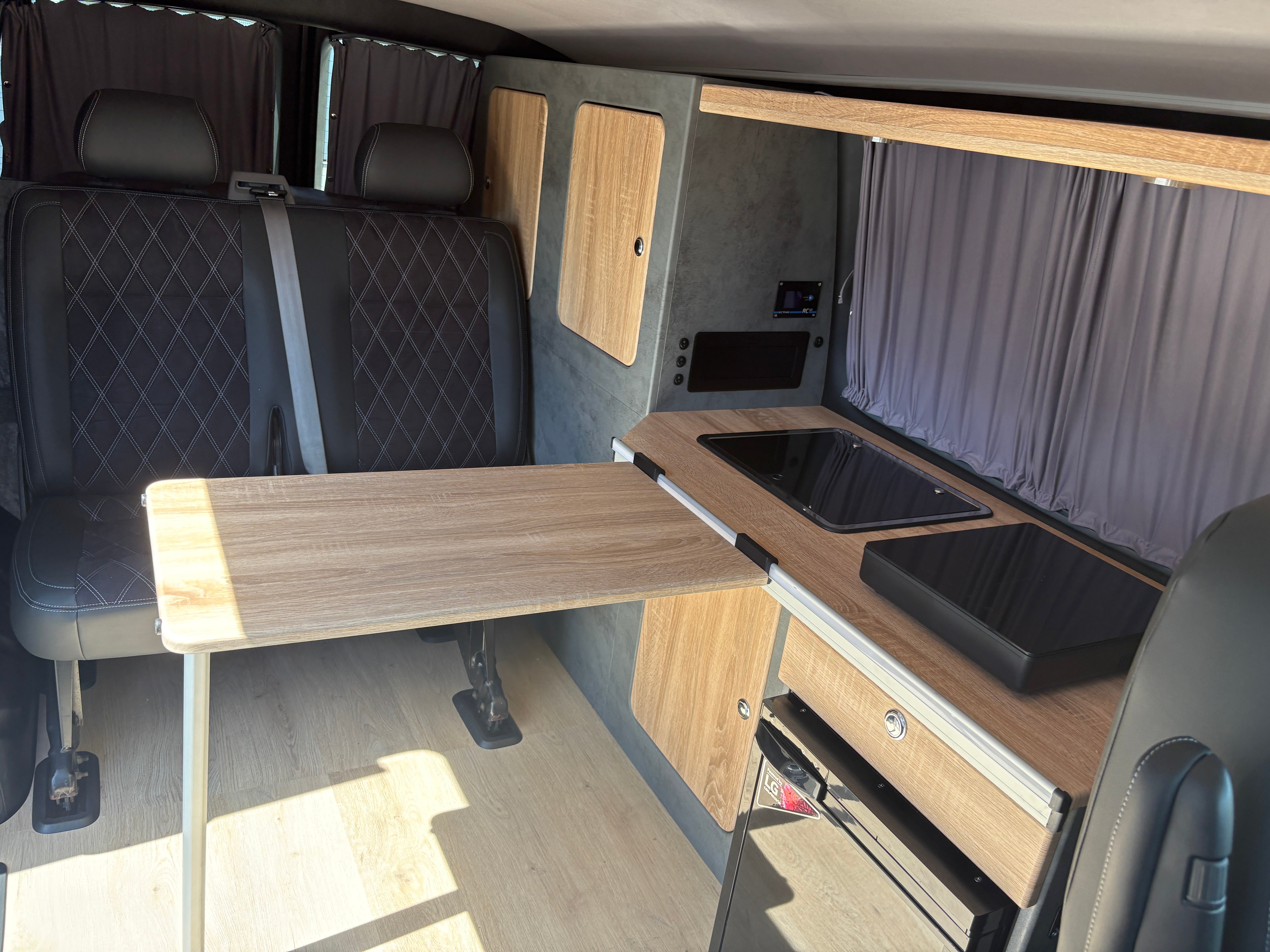 Volkswagen T6.1 Camper, 2.0 TDI, 110 PS / 81KW | VW Bulli Wohnmobil Campervan Kastenwagen