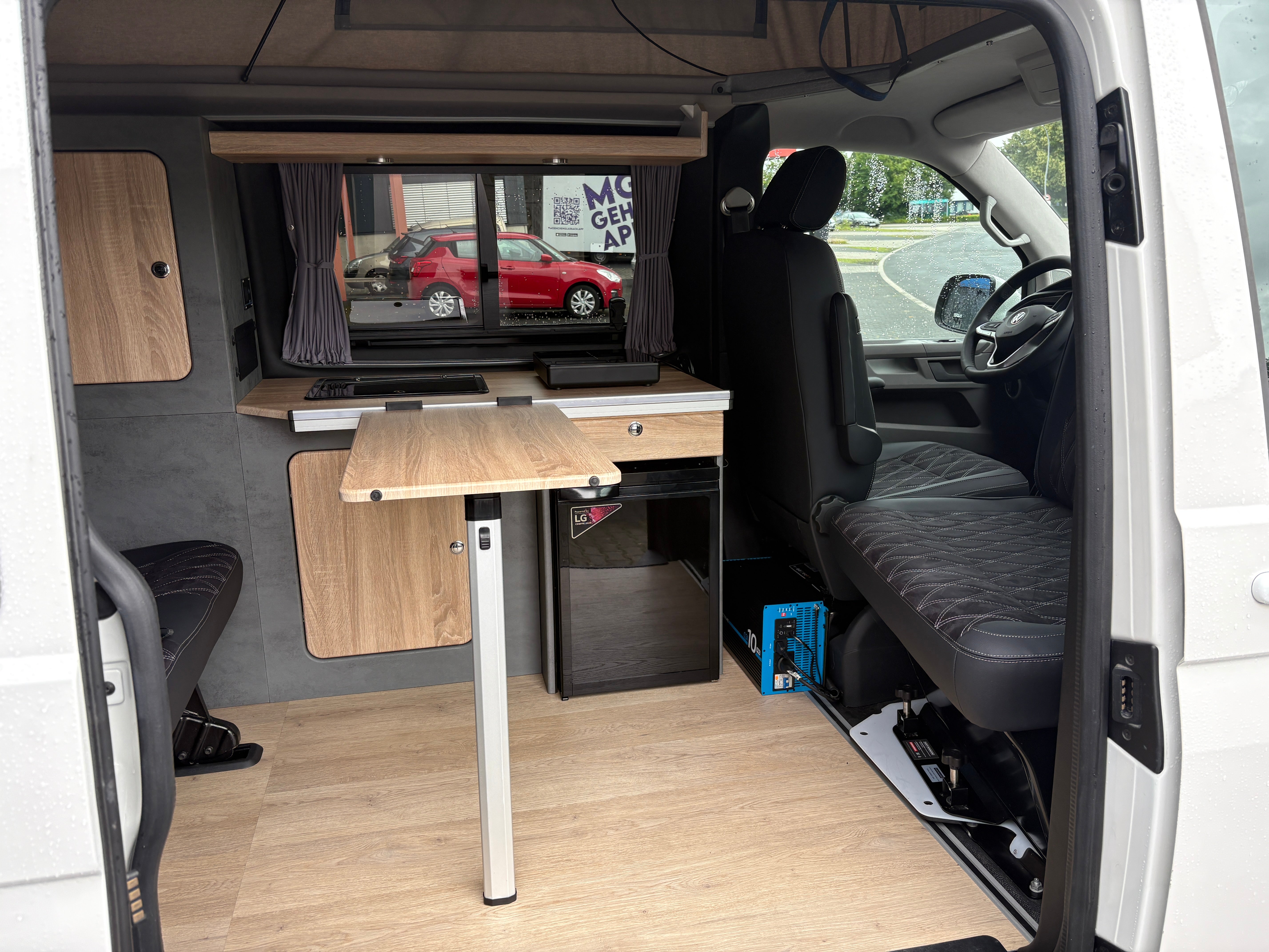 Volkswagen T6.1 Camper mit Aufstelldach, 2.0 TDI, 150 PS / 110KW, Schalter - 6 Gang | VW Bulli Wohnmobil Campervan Kastenwagen