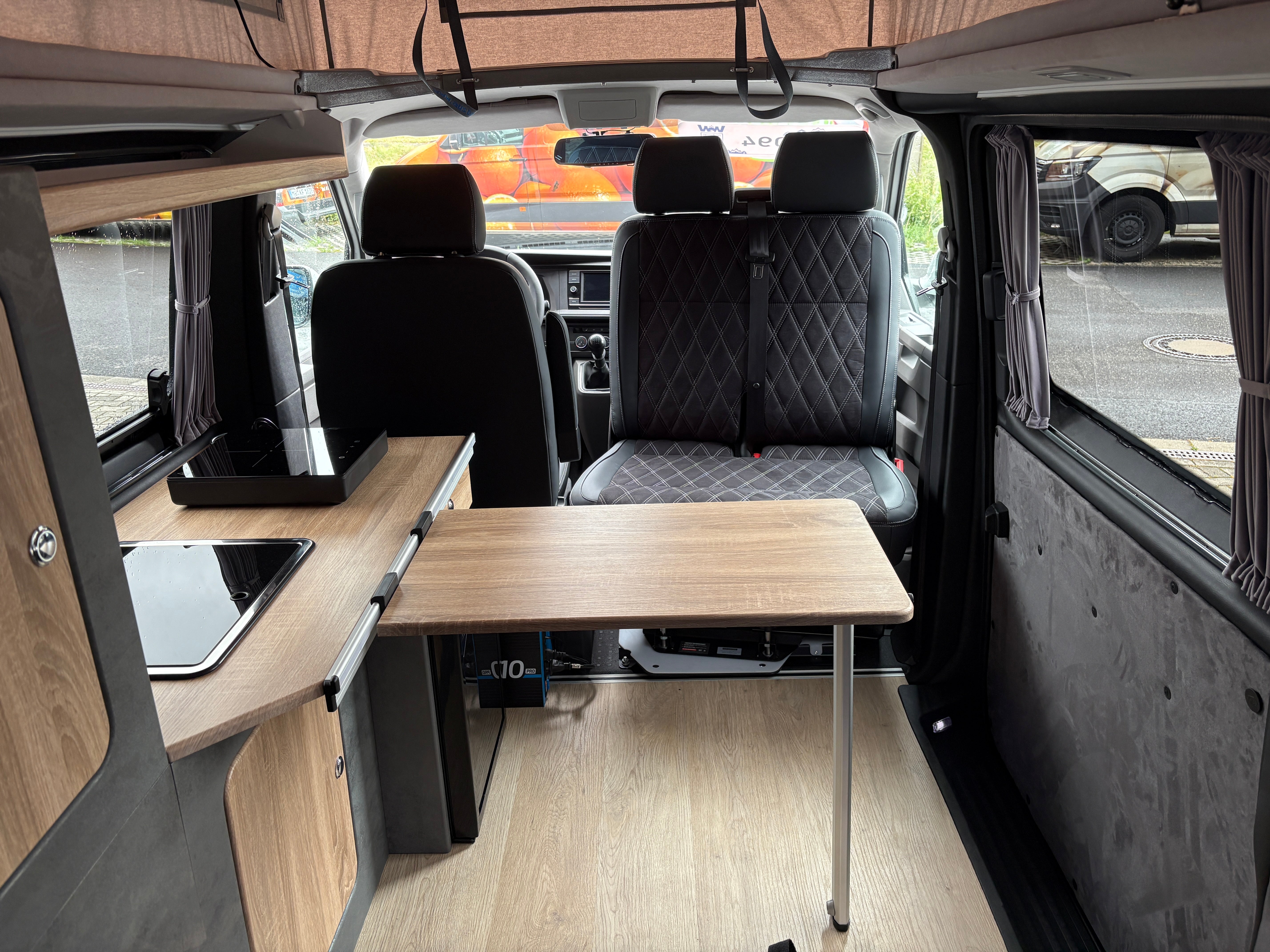 Volkswagen T6.1 Camper mit Aufstelldach, 2.0 TDI, 150 PS / 110KW, Schalter - 6 Gang | VW Bulli Wohnmobil Campervan Kastenwagen