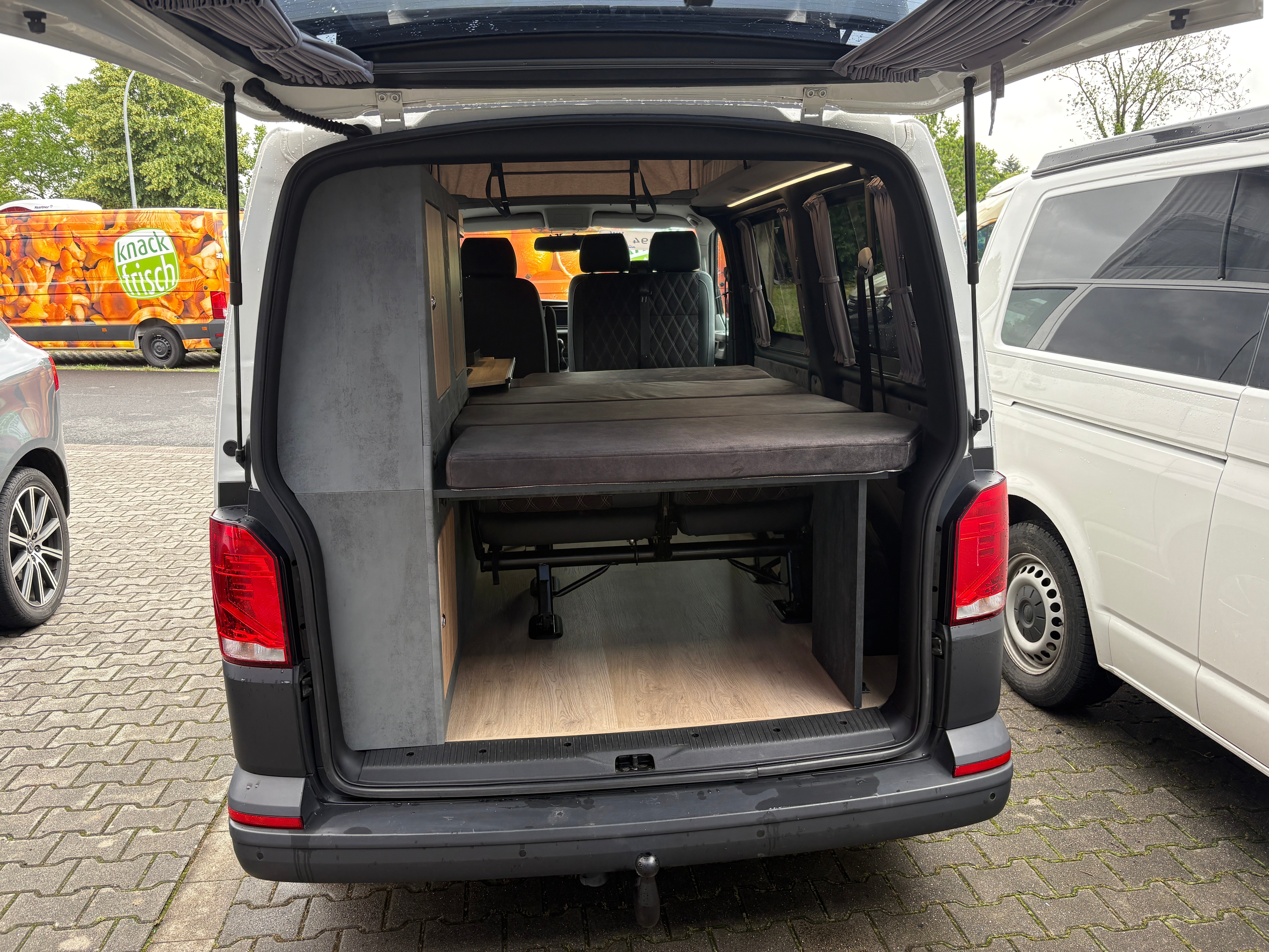 Volkswagen T6.1 Camper mit Aufstelldach, 2.0 TDI, 150 PS / 110KW, Schalter - 6 Gang | VW Bulli Wohnmobil Campervan Kastenwagen
