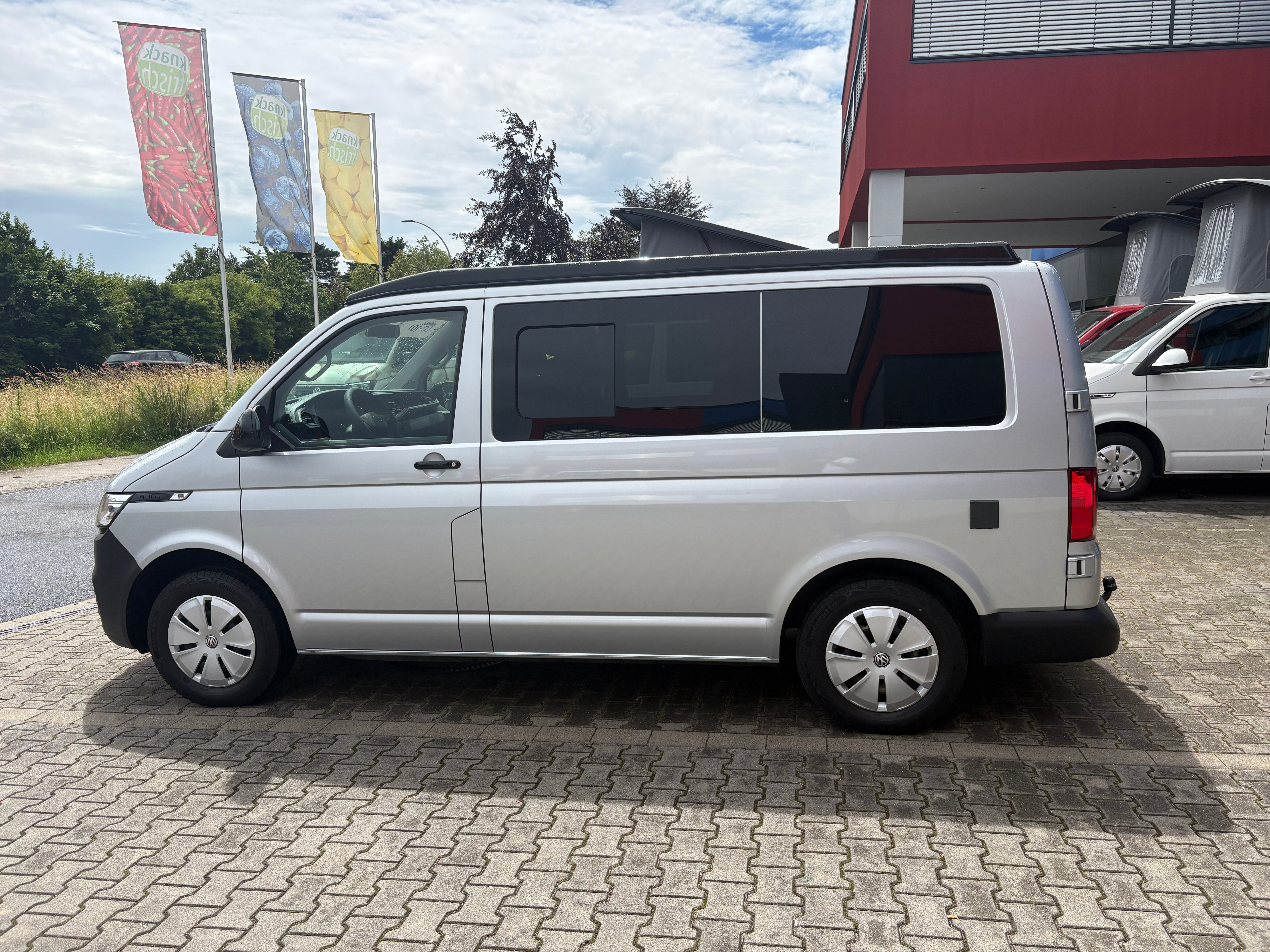Volkswagen T6.1 Camper mit Aufstelldach, 2.0 TDI, 150 PS / 110KW, DSG | VW Bulli Wohnmobil Campervan Kastenwagen