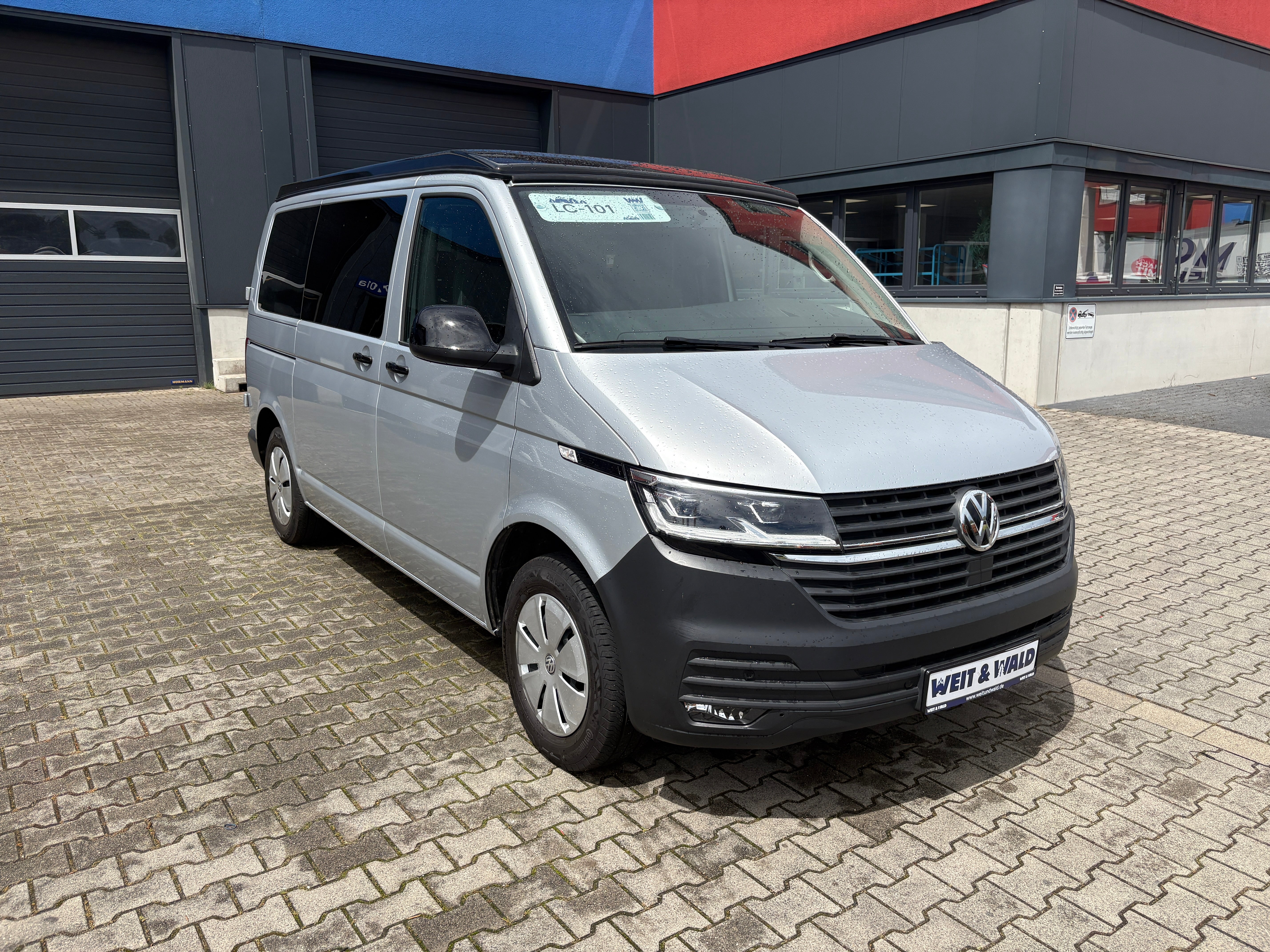 Volkswagen T6.1 Camper mit Aufstelldach, 2.0 TDI, 150 PS / 110KW, DSG | VW Bulli Wohnmobil Campervan Kastenwagen