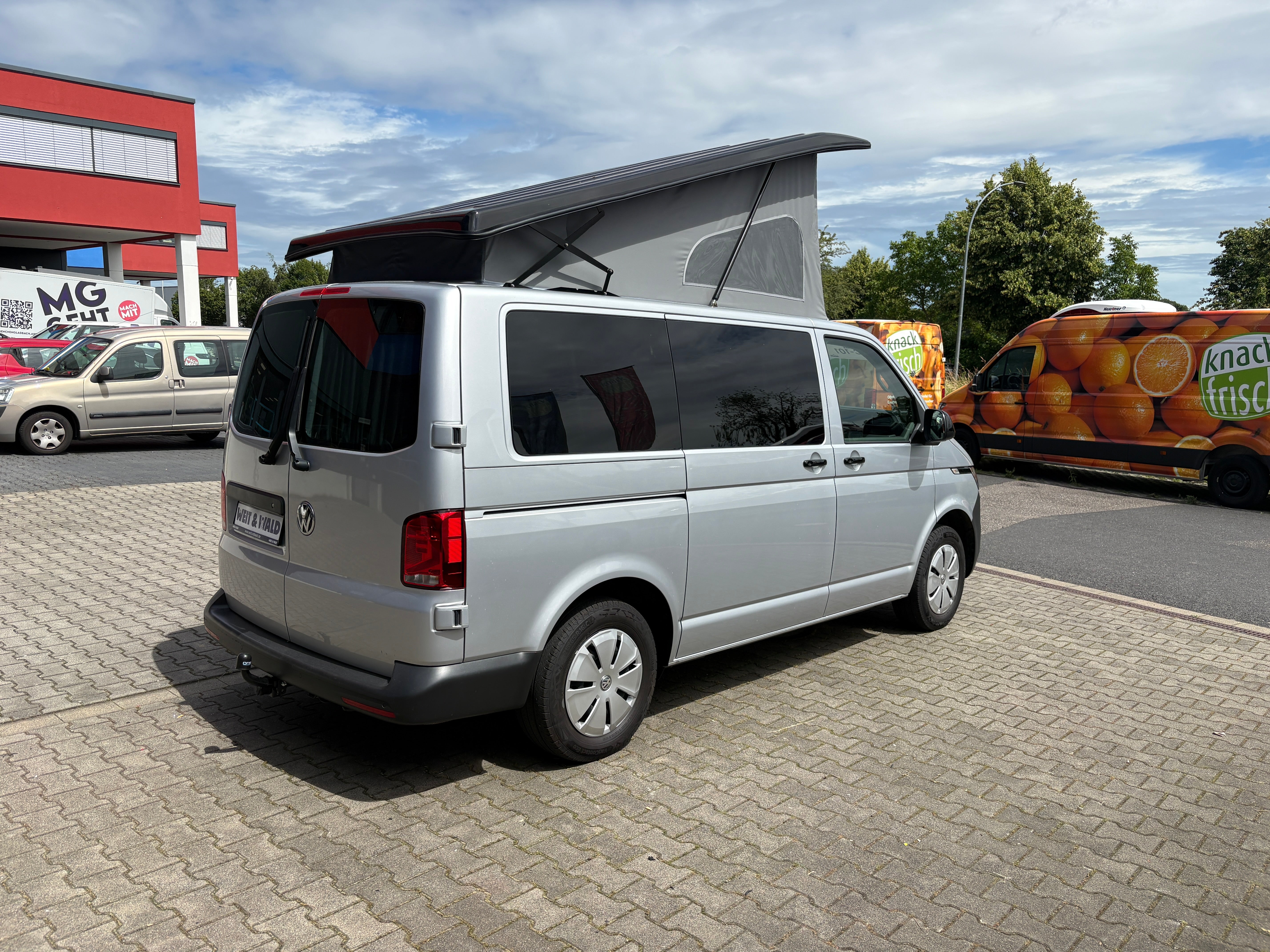 Volkswagen T6.1 Camper mit Aufstelldach, 2.0 TDI, 150 PS / 110KW, DSG | VW Bulli Wohnmobil Campervan Kastenwagen
