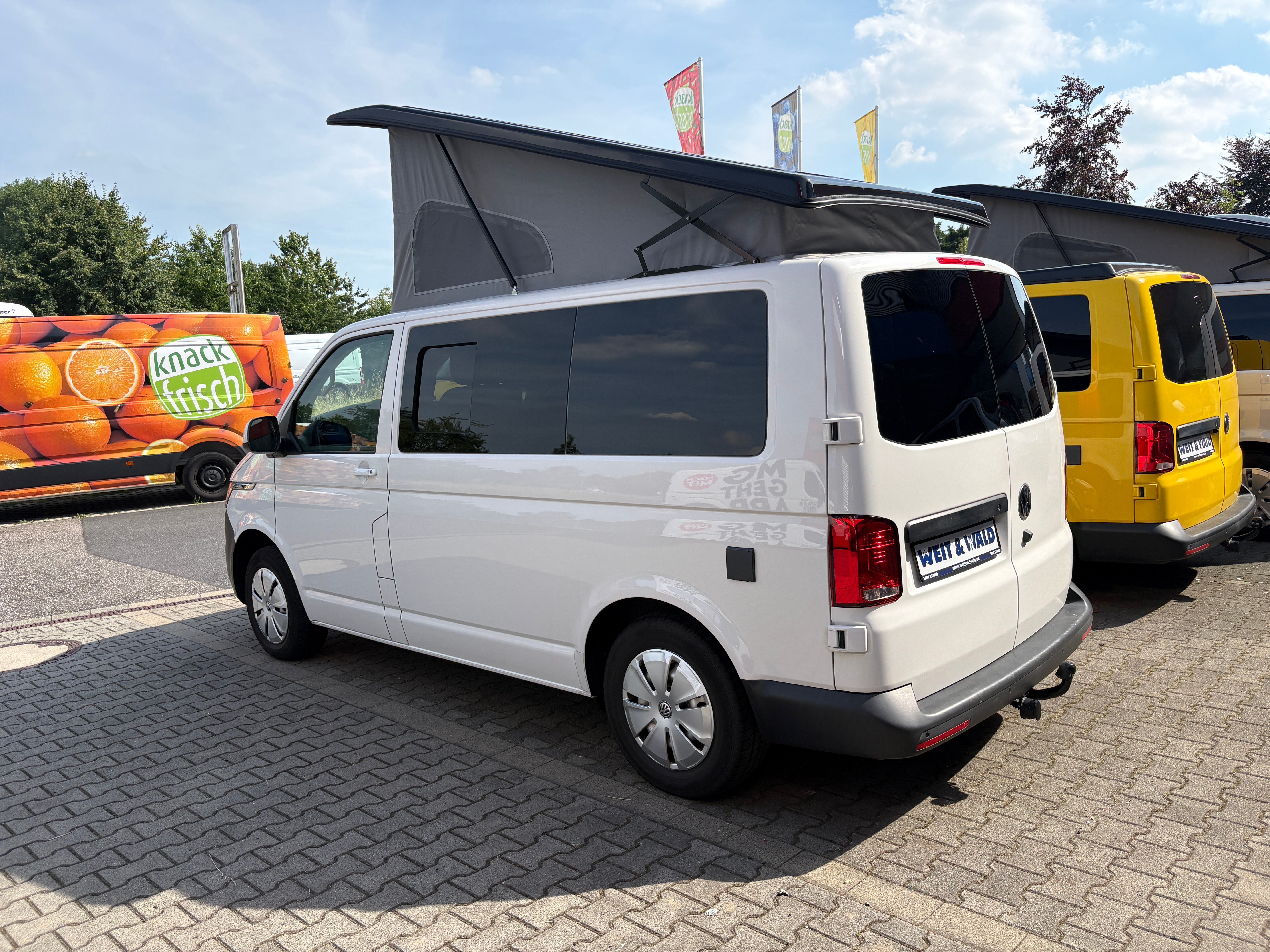 Volkswagen T6.1 Camper mit Aufstelldach, 2.0 TDI, 110 PS / 81KW | VW Bulli Wohnmobil Campervan Kastenwagen