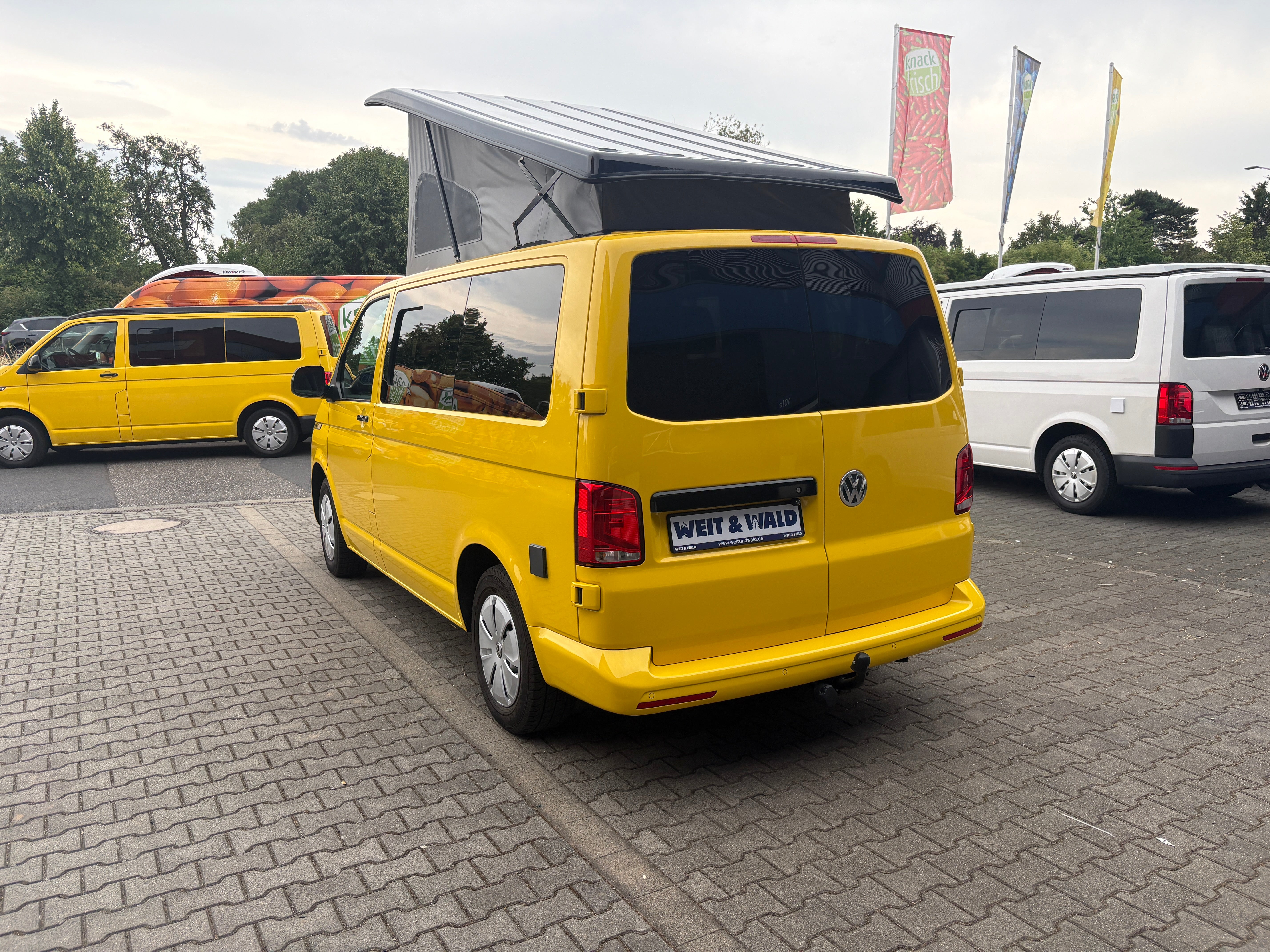 Volkswagen T6.1 Camper mit Aufstelldach, 2.0 TDI, 150 PS / 110KW, 156.000 km DSG | VW Bulli Wohnmobil Campervan Kastenwagen