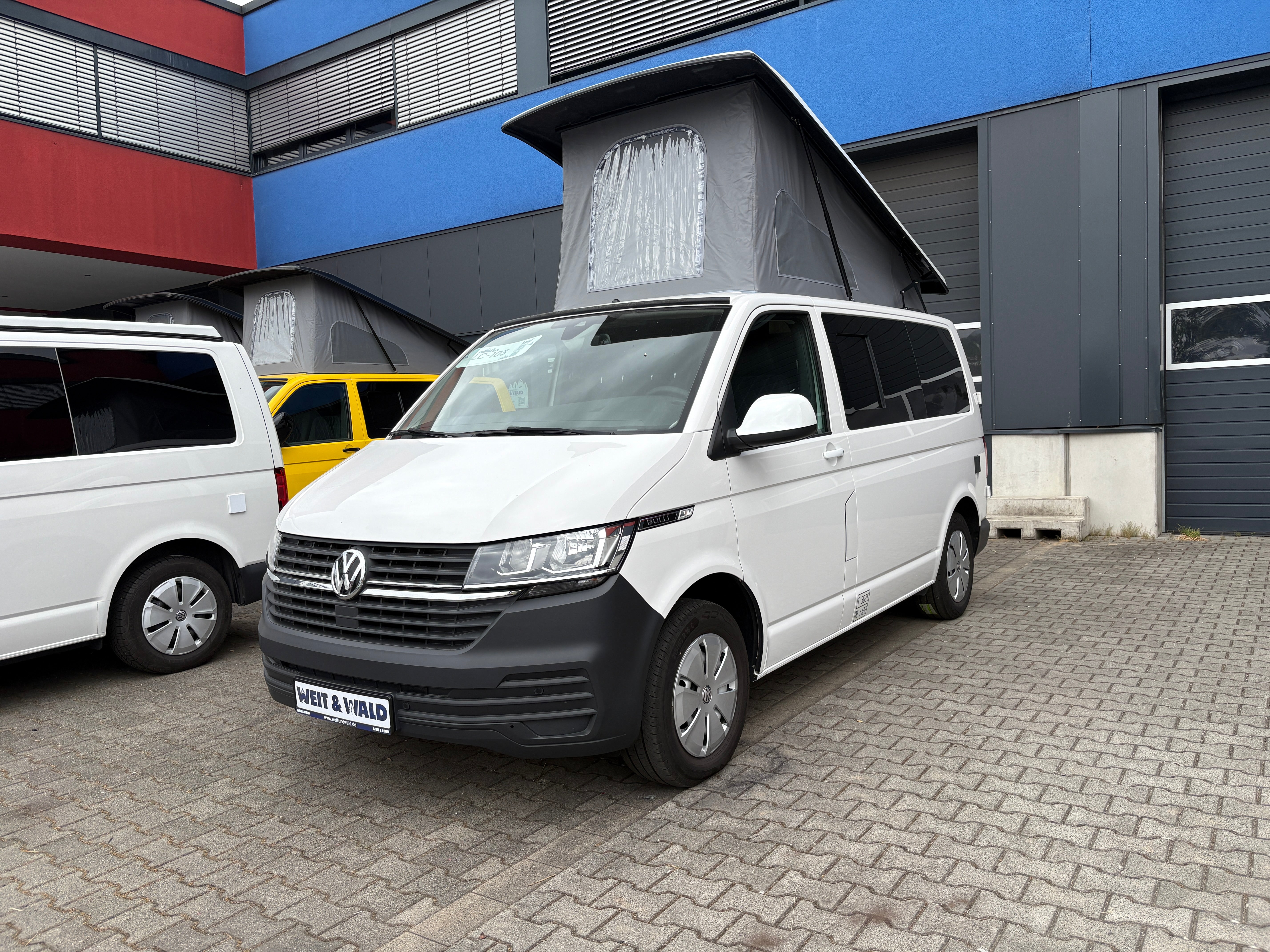 Volkswagen T6.1 Camper mit Aufstelldach, 2.0 TDI, 110 PS / 81KW | VW Bulli Wohnmobil Campervan Kastenwagen