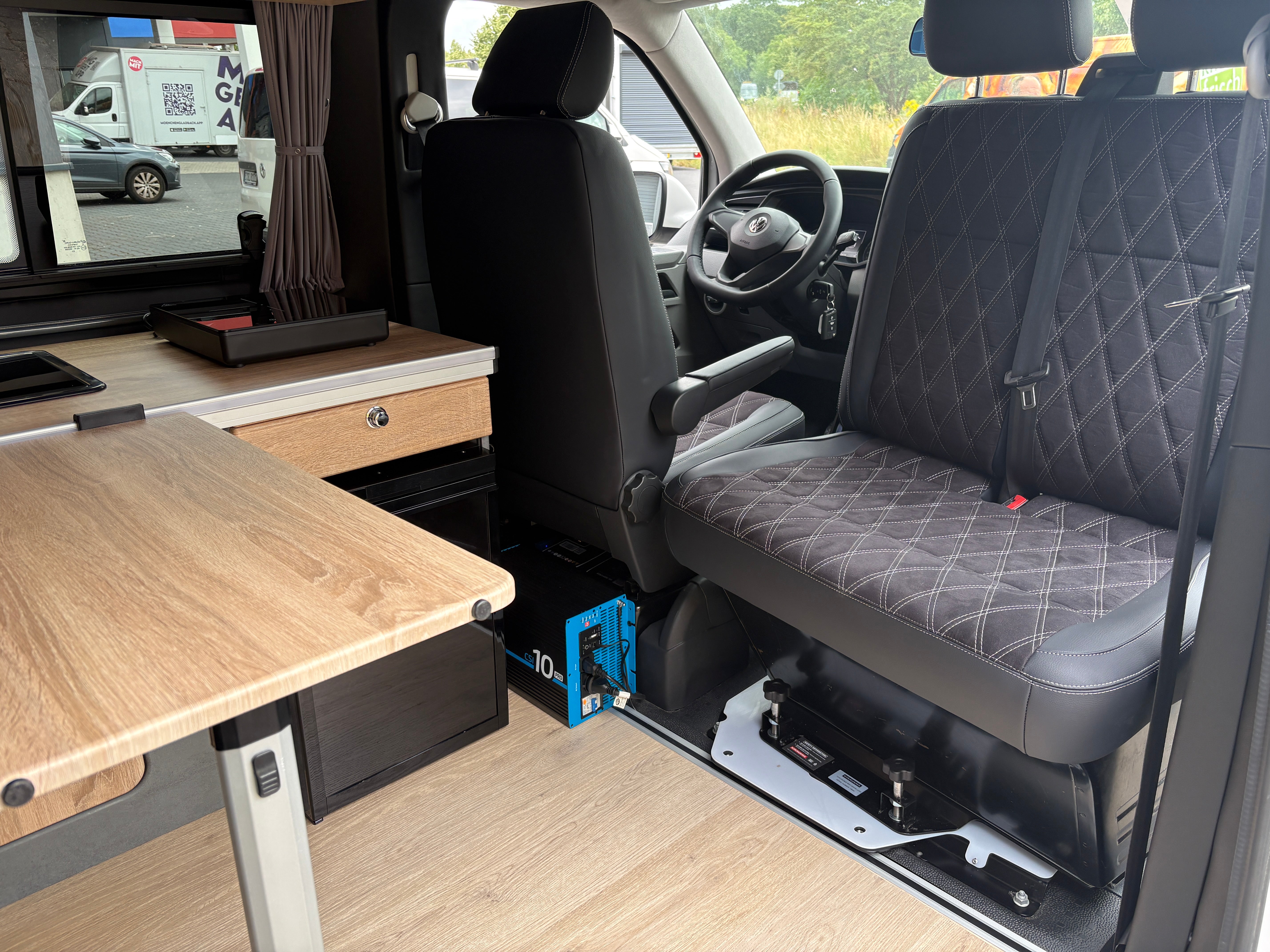 Volkswagen T6.1 Camper mit Aufstelldach, 2.0 TDI, 110 PS / 81KW | VW Bulli Wohnmobil Campervan Kastenwagen