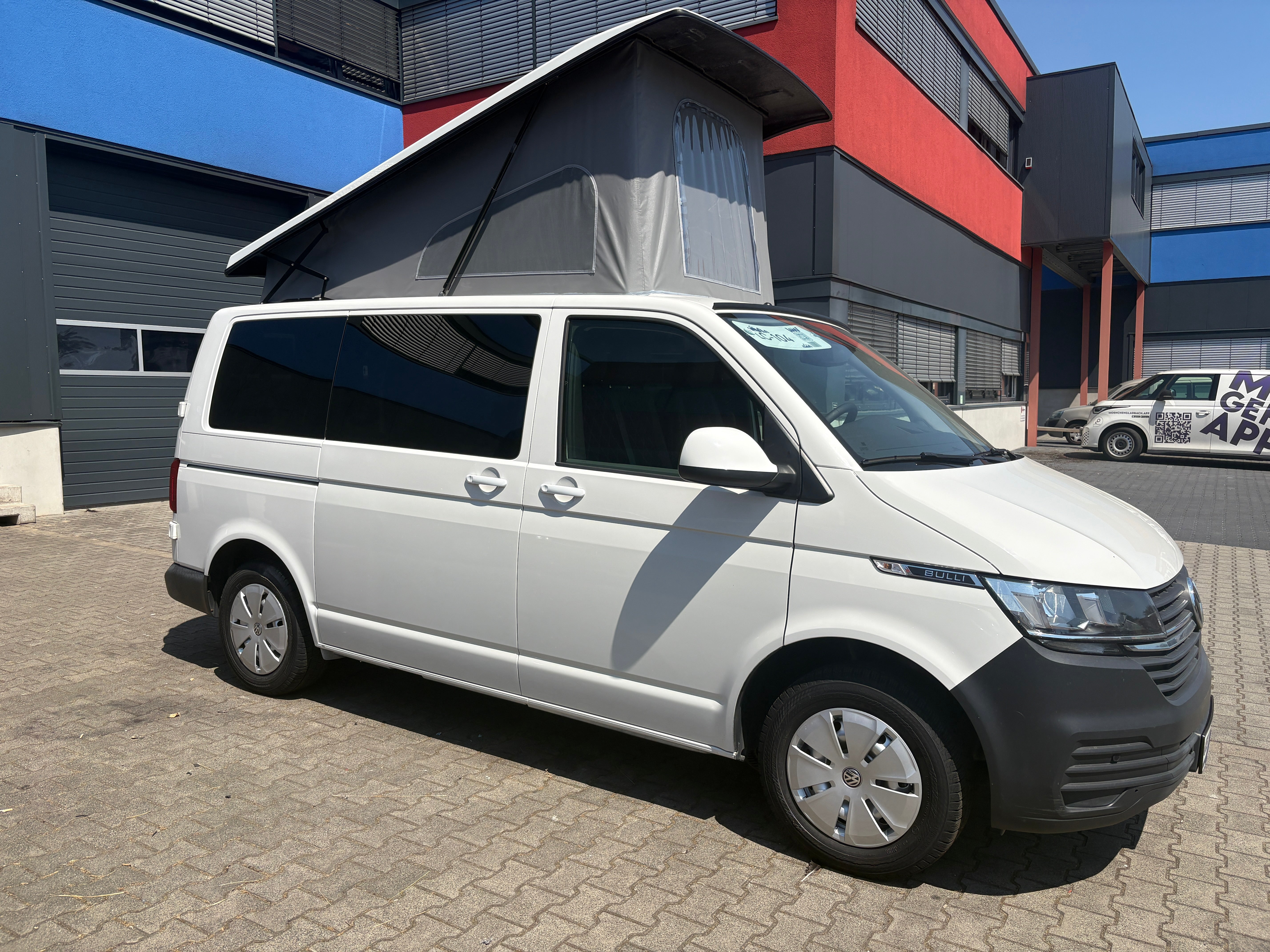 Volkswagen T6.1 Camper mit Aufstelldach, 2.0 TDI, 110 PS / 81KW | VW Bulli Wohnmobil Campervan Kastenwagen