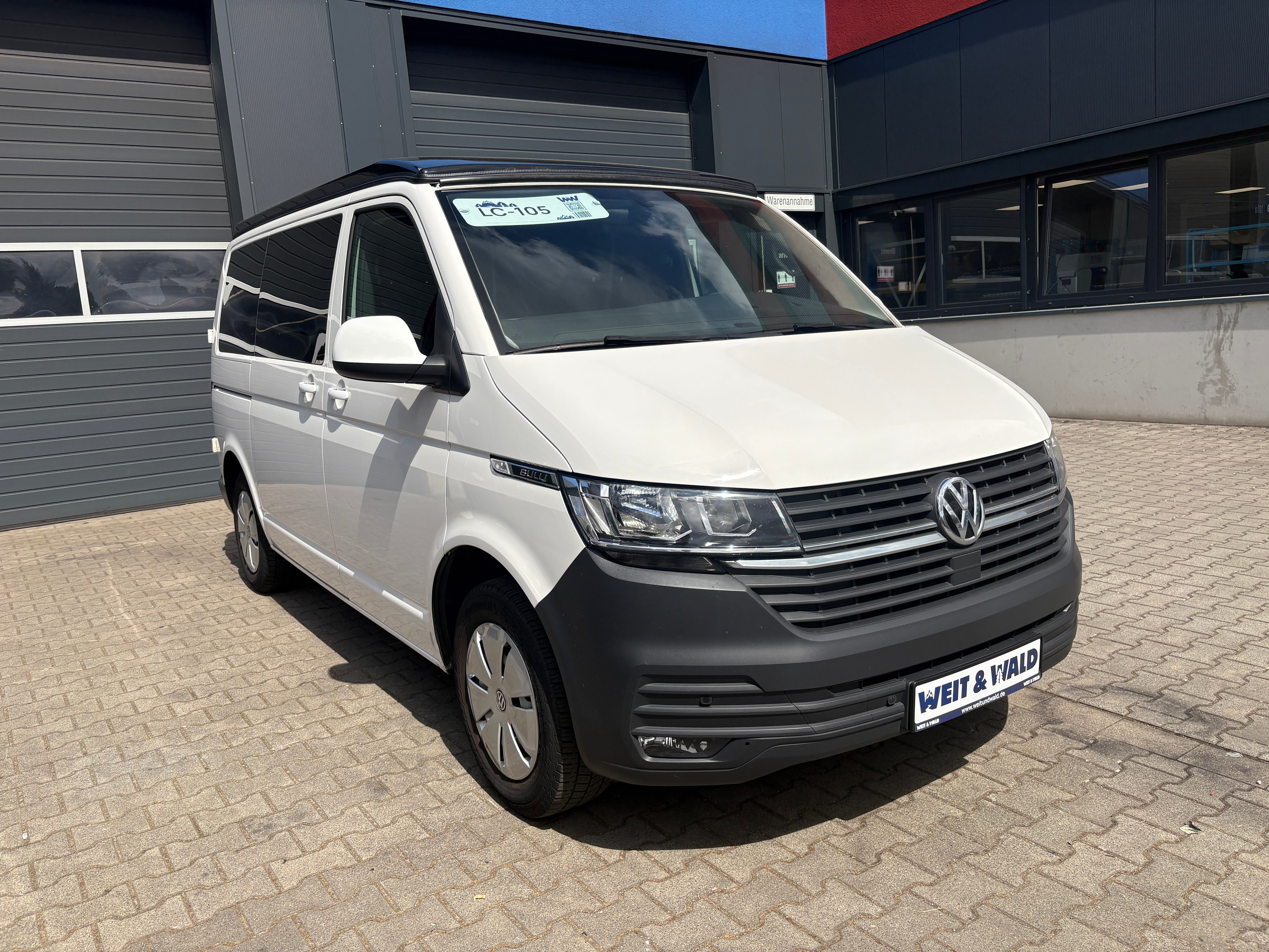 Volkswagen T6.1 Camper mit Aufstelldach, 2.0 TDI, 110 PS / 81KW | VW Bulli Wohnmobil Campervan Kastenwagen