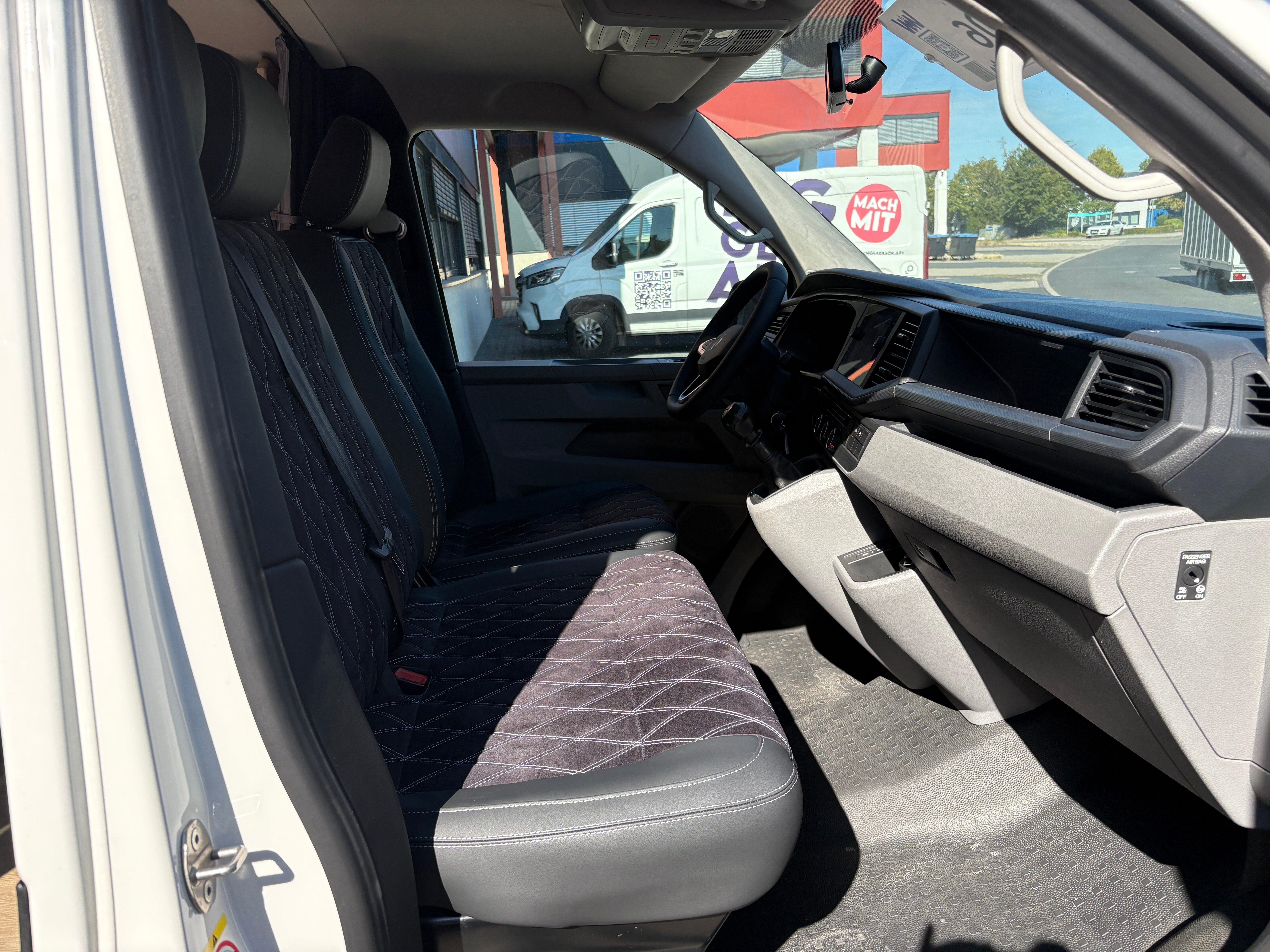 Volkswagen T6.1 Camper, 2.0 TDI, 110 PS / 81KW | VW Bulli Wohnmobil Campervan Kastenwagen