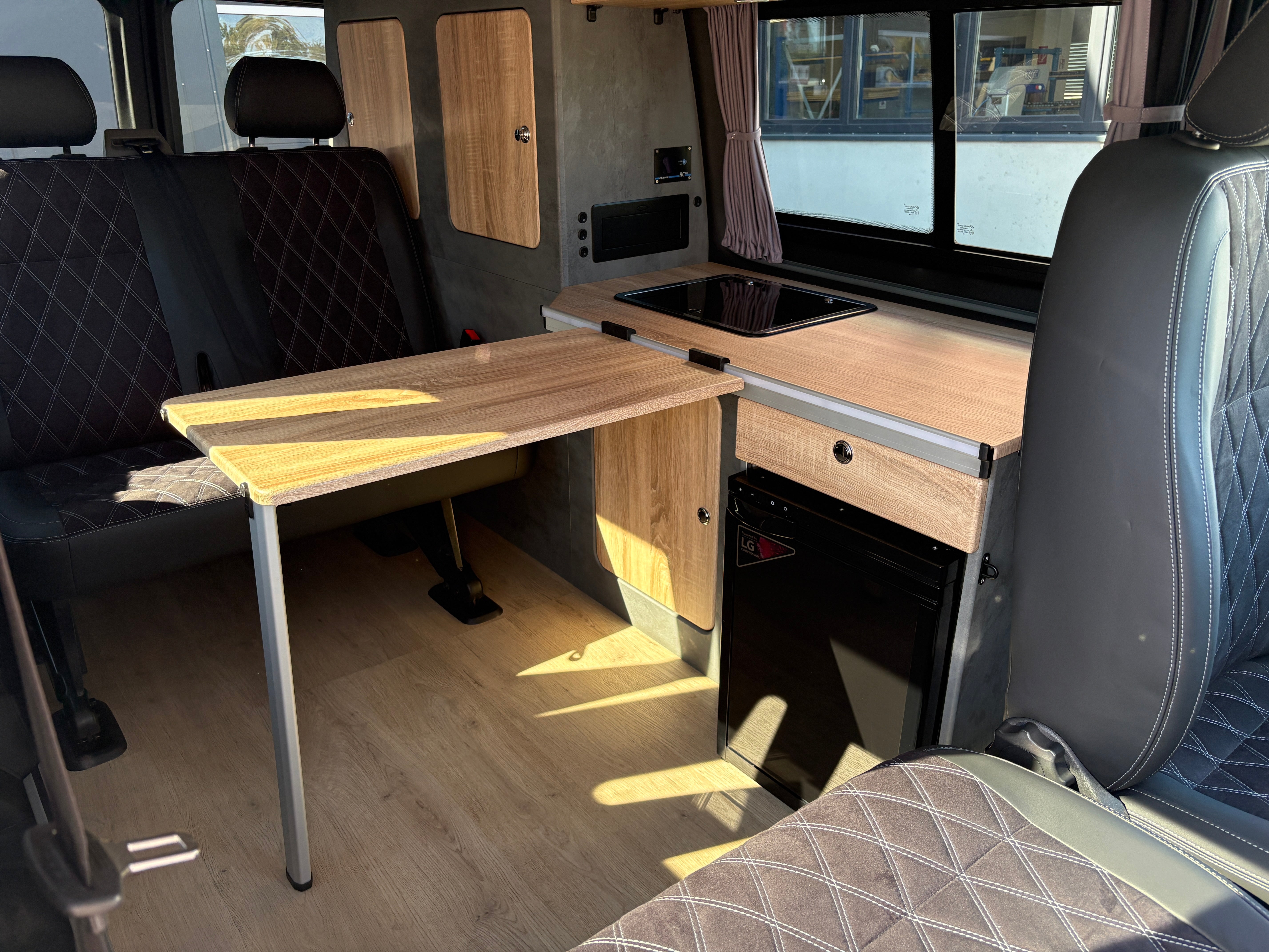 Volkswagen T6.1 Camper, 2.0 TDI, 110 PS / 81KW | VW Bulli Wohnmobil Campervan Kastenwagen
