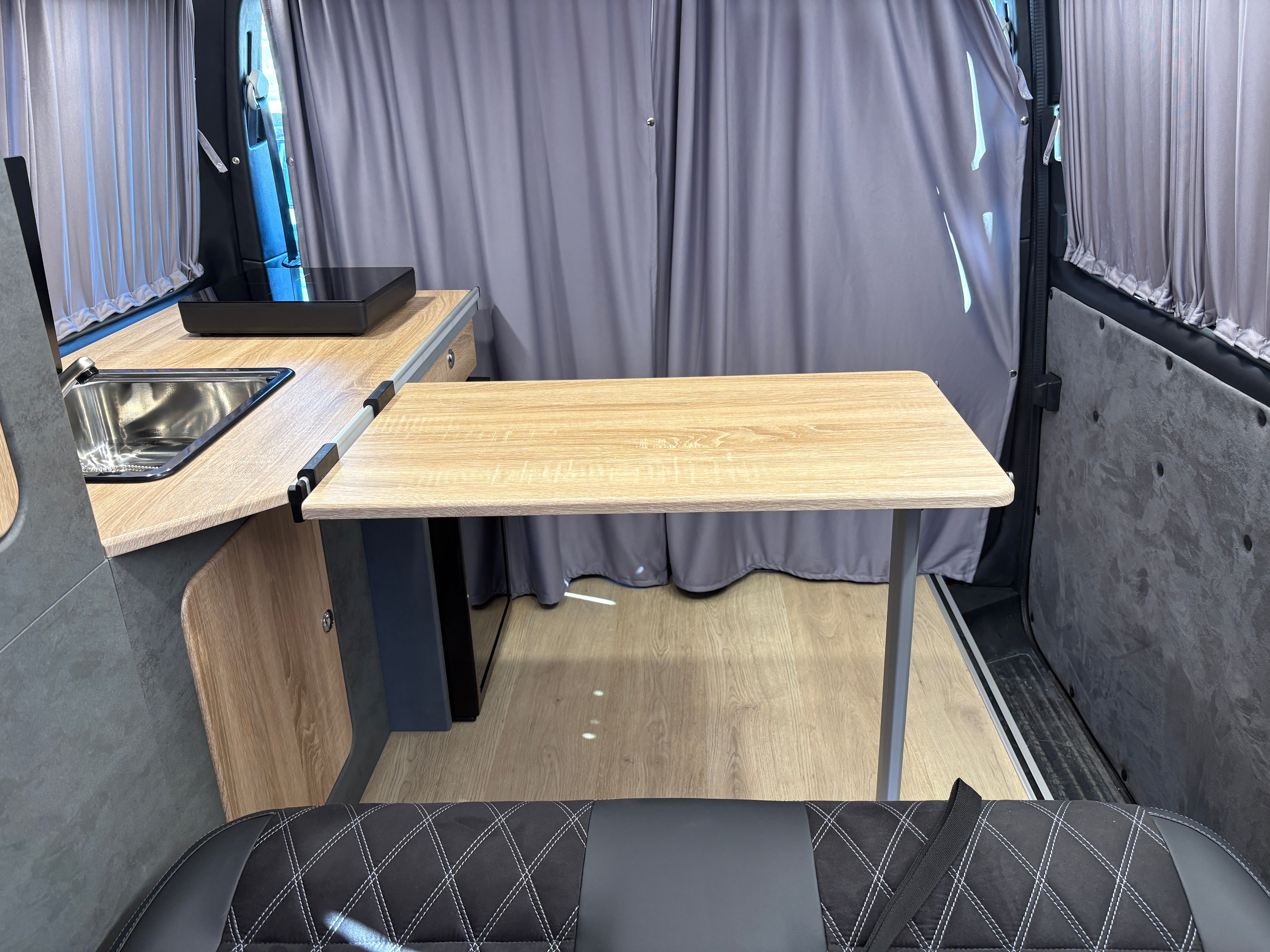 Volkswagen T6.1 Camper, 2.0 TDI, 110 PS / 81KW | VW Bulli Wohnmobil Campervan Kastenwagen