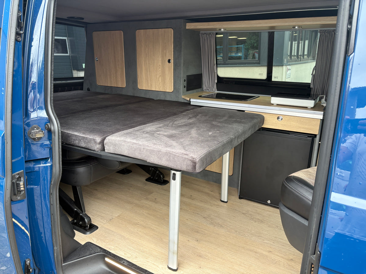 Volkswagen T6 Camper mit Aufstelldach, 2.0 TDI, 150 PS / 110KW, DSG | VW Bulli Wohnmobil Campervan Kastenwagen