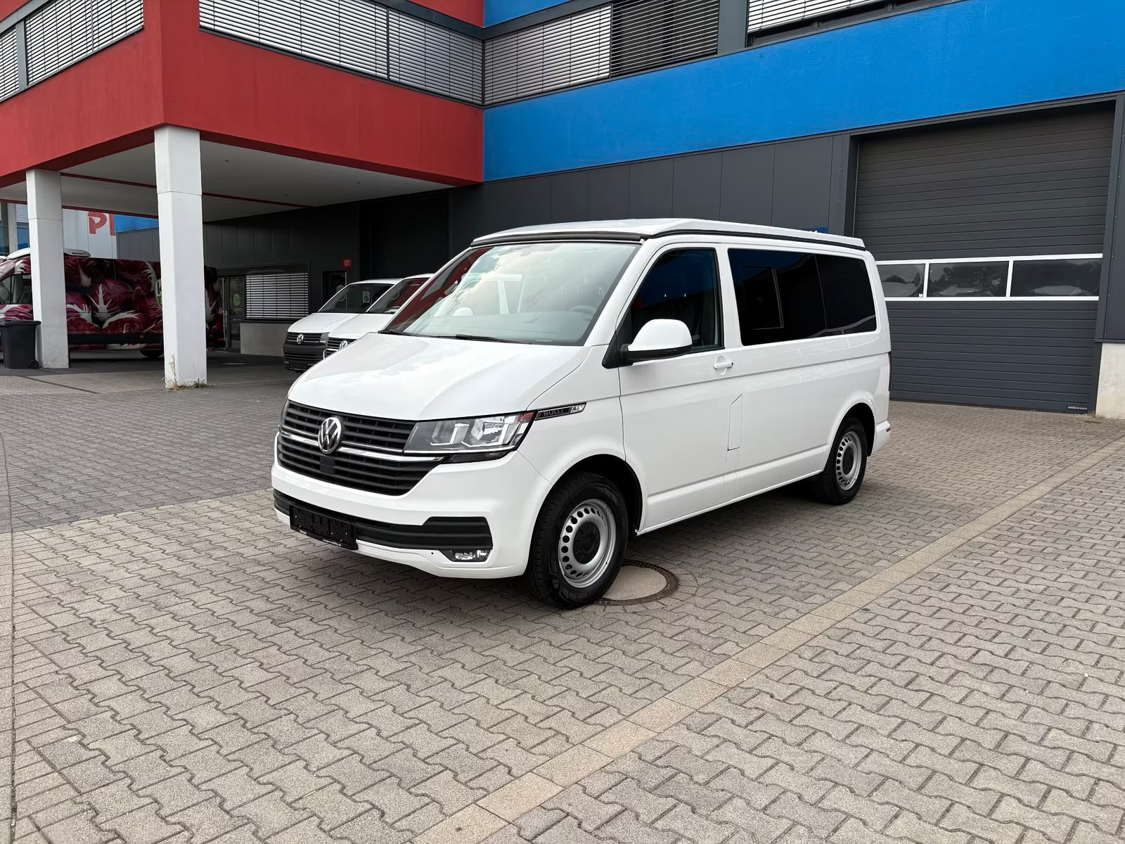 Volkswagen T6.1 Camper 2.0 TDI 150PS unfallfrei | Wohnmobil mit Hubdach Schlafdach, PDC, Rückfahrkamera | Campervan Umbau 5 Sitzer | VW