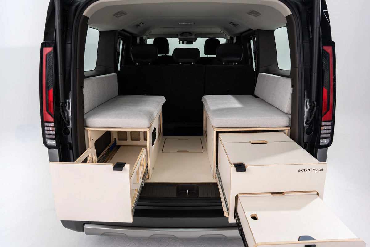 VanLab Camping-Kit für Kia PV5 Passenger: herausnehmbare Campingbox mit Sitzgruppe, Bett & Küchenmodul, Einbau in Mönchengladbach
